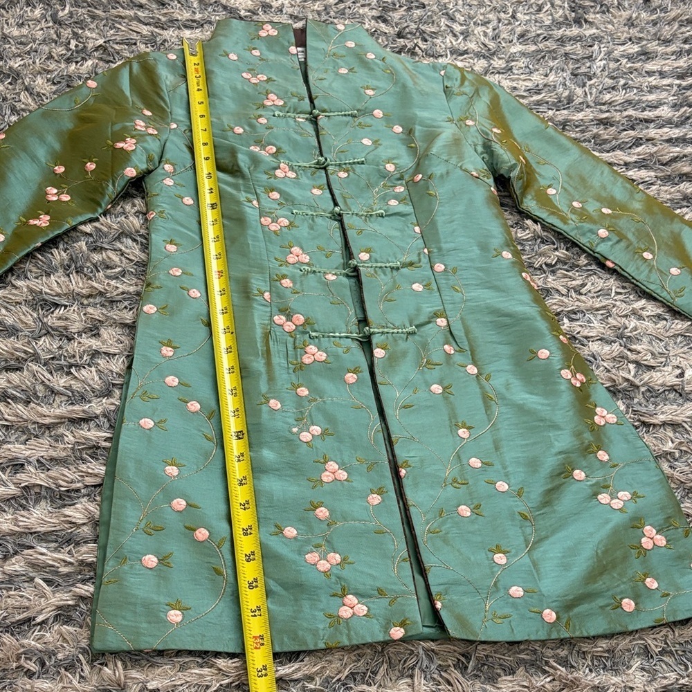 New ! Silk Elegant Green Embroidered Floral Women's Coat, Size S - Picture 10 of 10